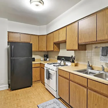 Apartment 1br Contemporary With Laundry Facility - Lockwood 1 & 2 Chicago