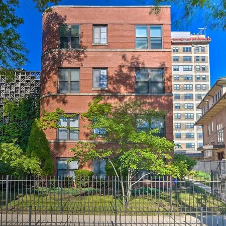 Apartment Urban Escape About 1 Mi To Local Beaches! Chicago
