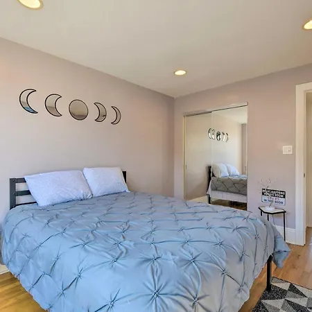 Apartment Urban Escape About 1 Mi To Local Beaches! *