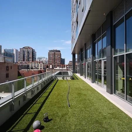 Hotel Level - River North Chicago