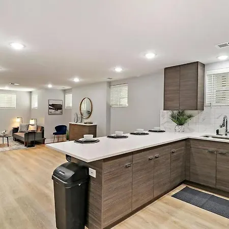 2br Close To Local Cafes & Stores - Magnolia G