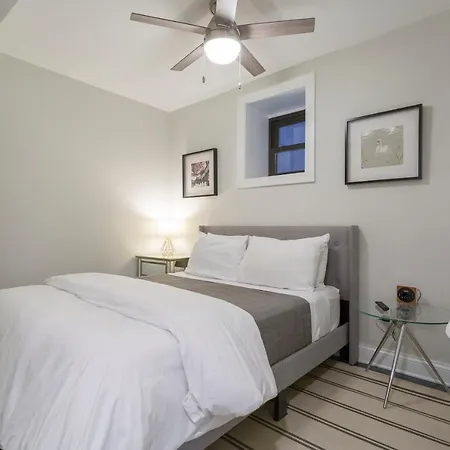 Wicker Park Bed & Breakfast Chicago