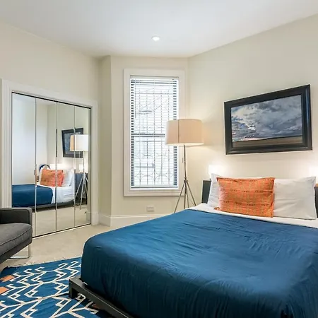 Logan Blvd Luxury! Enjoy The Well-equipped Kitchen And Prime Location Apts Apartment Chicago