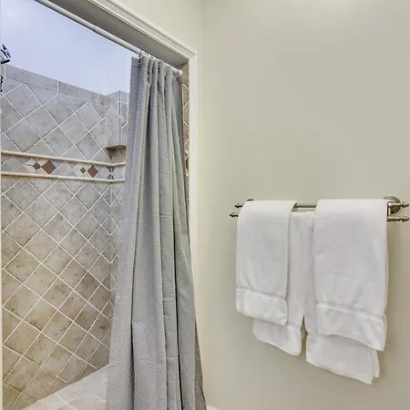 Pet Friendly! Historic River West Neighborhood - Easy Access To O'hare Apts Chicago
