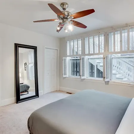 Pet Friendly! Historic River West Neighborhood - Easy Access To O'hare Apts Chicago