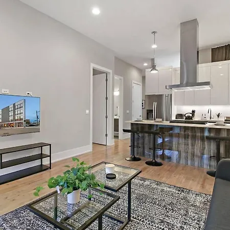 Well-equipped 2br With Laundry - Crosby 205 Apartment Chicago
