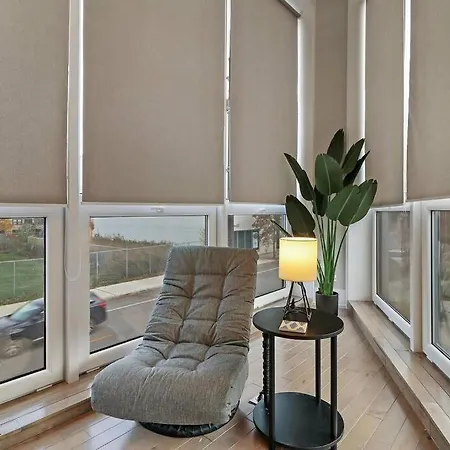 Nicely Decorated 1br W Laundry - Crosby 202 *