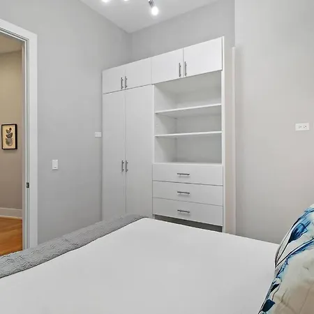 Well-equipped 2br With Laundry - Crosby 205 *