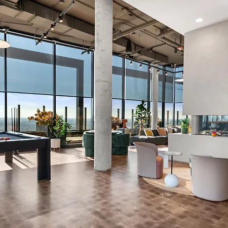 Avra Stylish Prime West Loop Location Near Union Park Apartment