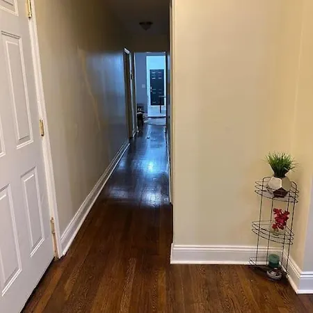 Apartment Beautiful Hyde Park Brownstone