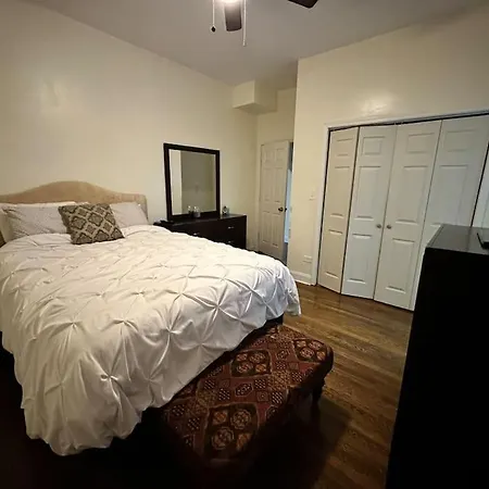 Apartment Beautiful Hyde Park Brownstone Chicago