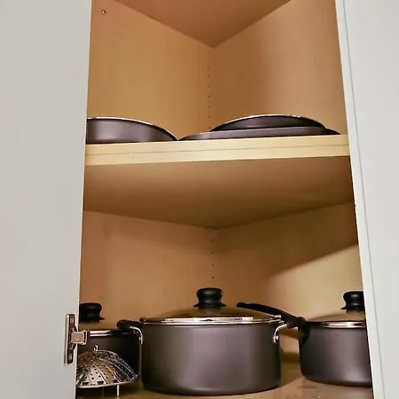 Perfect - Modern 2br Unit - Barry Gb * Chicago