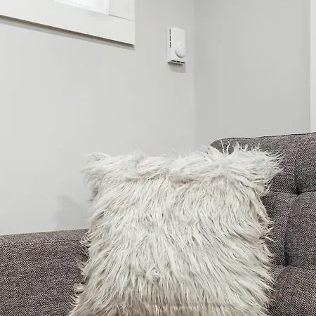 Chic 1br With Modern Comforts - Barry Ga Apartment
