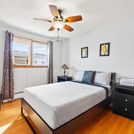 Cheerful 3-bedroom Residential * Chicago