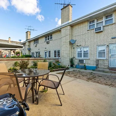 Cheerful 3-bedroom Residential *