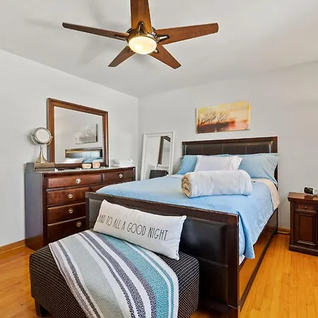 Cheerful 3-bedroom Residential * Chicago