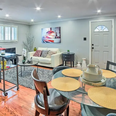 Apartment Gem Near Subway ~ 5 Mi To Downtown