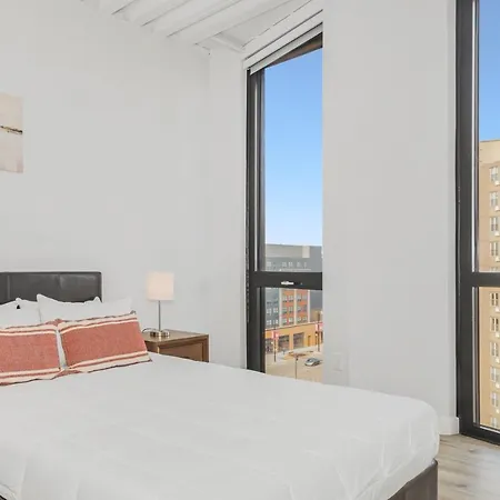 Apartment Chic 2br W Gym & Meeting By Gia