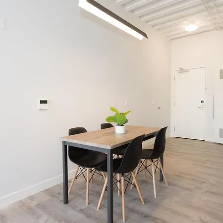 Chic 2br W Gym & Meeting By Gia *