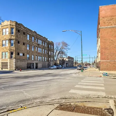 Gem Near Subway ~ 5 Mi To Downtown Apartment