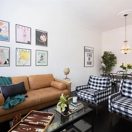 Art Deco-inspired Loft In West Town * Chicago