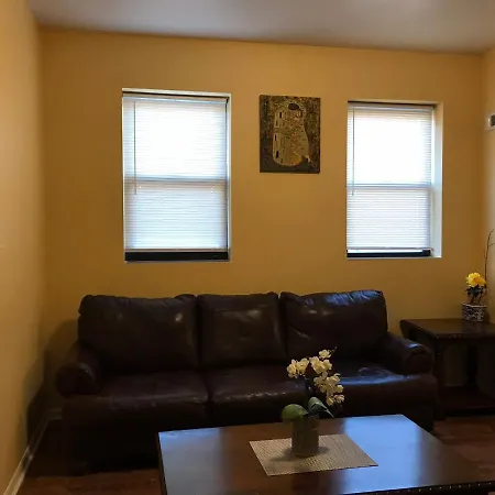 2 Homestay Chicago