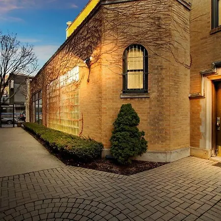 3br Beautifully Designed Close To Shops - Belmont A3 Chicago