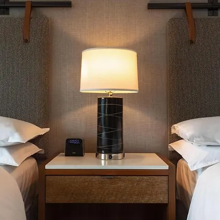 Hotel Sheraton Grand Riverwalk Chicago