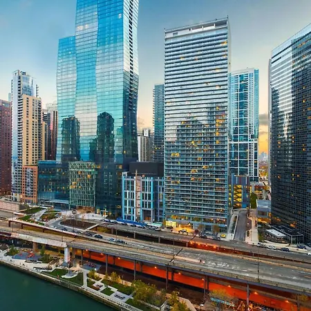 Sheraton Grand Riverwalk Chicago