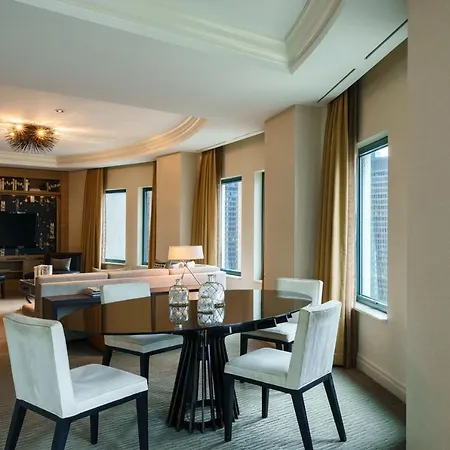 Sheraton Grand Riverwalk Hotel 4*