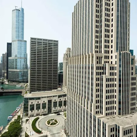 Sheraton Grand Riverwalk Hotel 4*
