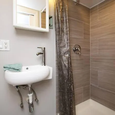 Style & Serene In Jefferson Park Close To Dwtwn & Ord Unit 1 Apartment