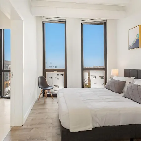 Apartment Modern 3br By Loyola By Gia Chicago