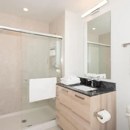 Modern 3br By Loyola By Gia Chicago