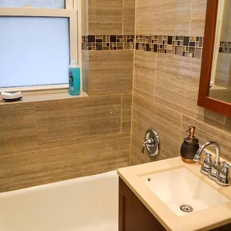 Apartment Homey Studio Near Wrigley Field Chicago
