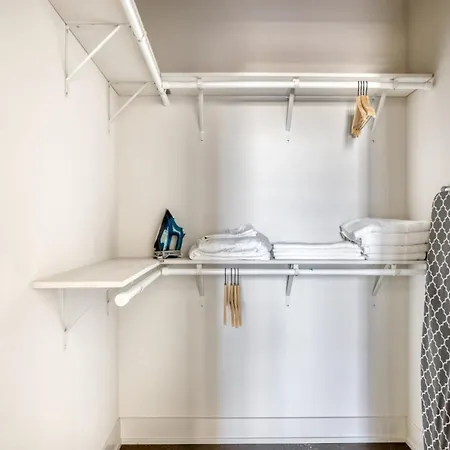 Apartment Loop 1br W Gym Wd Nr Mag Mile Parks Chi-111