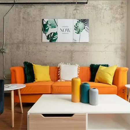 Affordable 2-bedroom On Wabash Apartment *