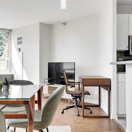 Apartment River N 1br W Gym Wd Nr Mag Mile Chi-85 *