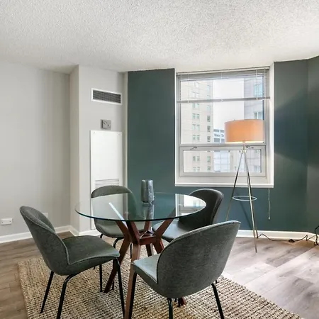 River N 1br W Gym Wd Nr Magnificent Mile Chi-165 *