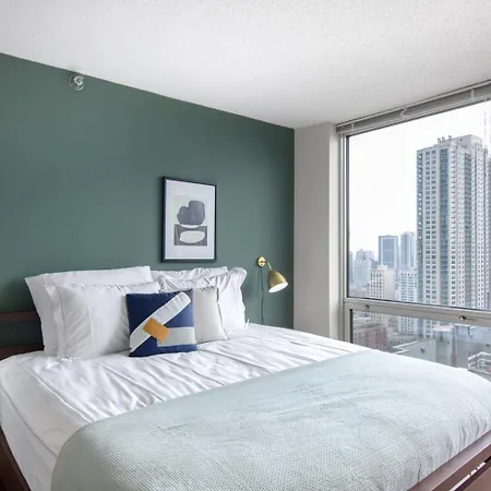 River N 1br W Gym Wd Nr Mag Mile Chi-86 Apartment *
