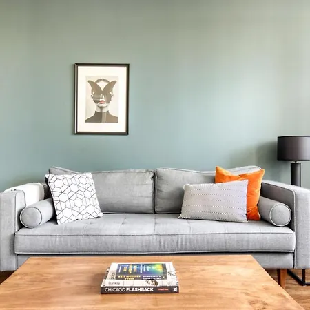 River N 1br W Gym Wd Nr Magnificent Mile Chi-54