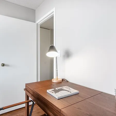 Apartment River N 1br W Gym Wd Nr Mag Mile Chi-86 *