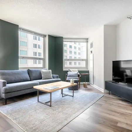 River N 1br W Gym Wd Nr Magnificent Mile Chi-165 * Chicago