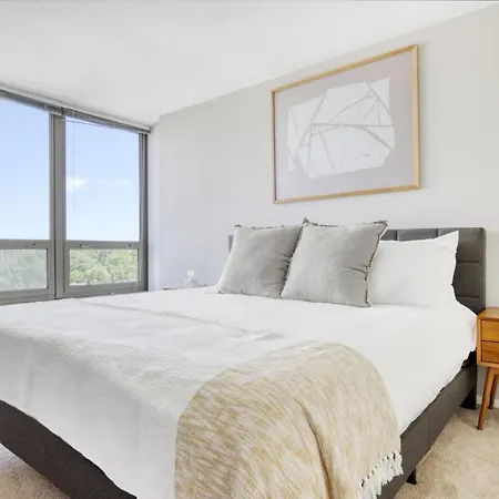 Lakeview 1br W Gym Pool 1 Block To Lincoln Park Chi-403 *