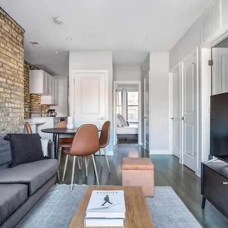 Lakeview 2br W Wd Patio Nr Wrigley Field Chi-457 Apartment Chicago