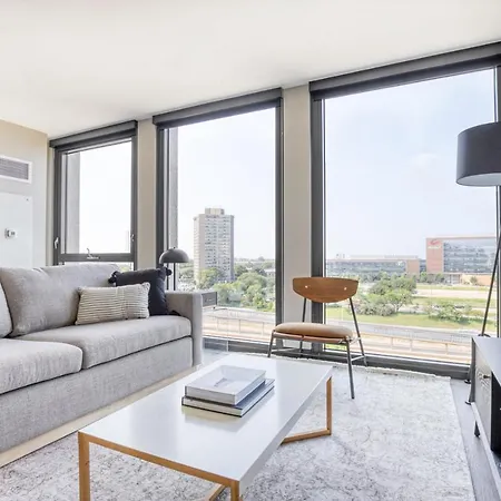 Apartment Medical District 1br W Gym Wd 1 Block To L Chi-425 Chicago