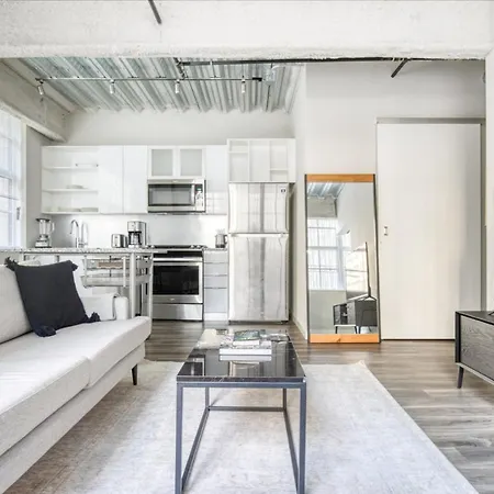Loop 1br W Gym Roof Nr Millennium Park Chi-367 *