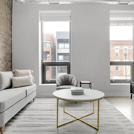 W Town 2br 4 Blocks To L Wicker Park Bars Chi-545 *
