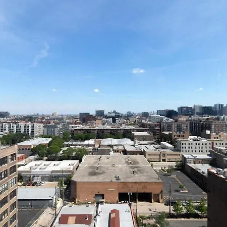 Apartment W Loop W Gym Pool Coworking Nr Uic Chi-396 Chicago