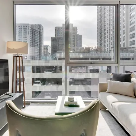River N 1br W Gym Lounge Roof 1 Block To L Chi-660 *